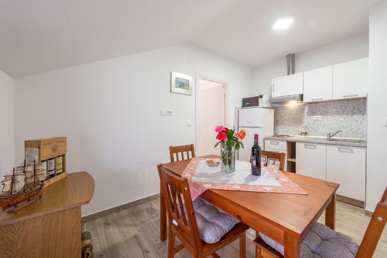 Apartments Vukelic مْليني المظهر الخارجي الصورة